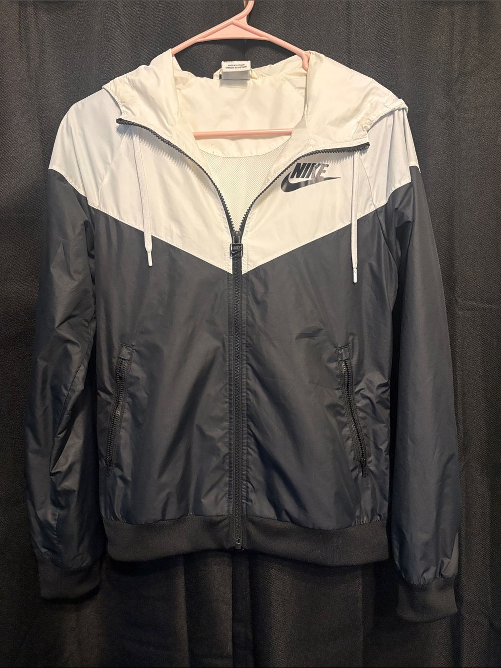 Nike Women's Black and White Chevron Windbreaker Jacket